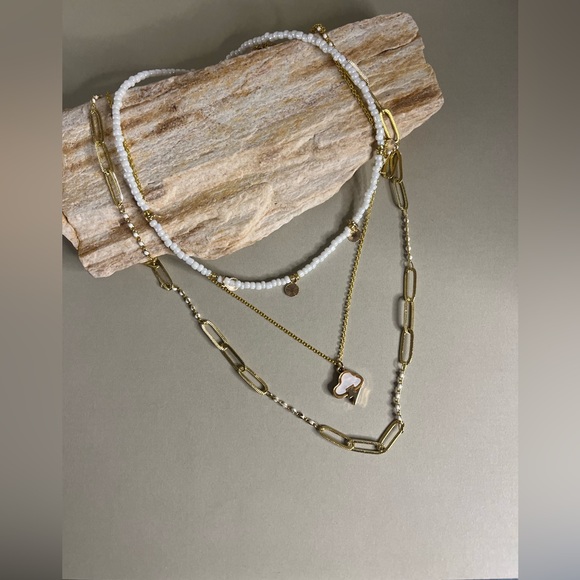 White & Gold Multi-chains Necklace Set - Layered Boho Necklace - Trendy Necklace - Picture 6 of 9